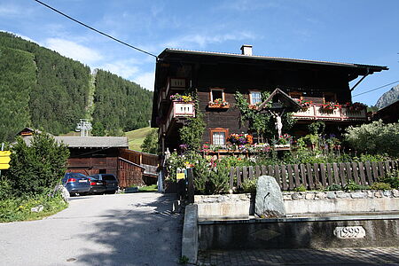 Haus Bergerweishof in Österreich im Grossglockner Resort mit Hoefer Sport und Reisen.