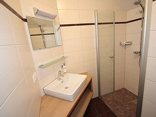 4er Ferienwohnung Nr. 2 im Haus Bergerweishof in Österreich im Grossglockner Resort mit Hoefer Sport und Reisen.