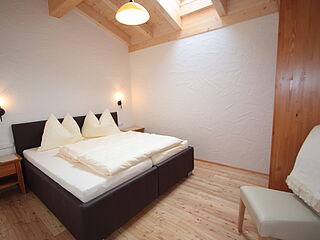 6-7er Ferienwohnung Nr.2 im Haus Gamsalm in Österreich im Grossglockner Resort mit Hoefer Sport und Reisen.