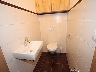 5er Ferienwohnung Nr. 1 im Haus Bergerweishof in Österreich im Grossglockner Resort mit Hoefer Sport und Reisen.