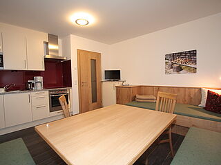 4er Ferienwohnung Nr. 2 im Haus Bergerweishof in Österreich im Grossglockner Resort mit Hoefer Sport und Reisen.