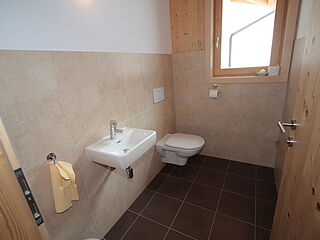 6-7er Ferienwohnung Nr.1 im Haus Gamsalm in Österreich im Grossglockner Resort mit Hoefer Sport und Reisen.